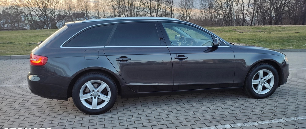 Audi A4 cena 38900 przebieg: 239000, rok produkcji 2012 z Piotrków Kujawski małe 277